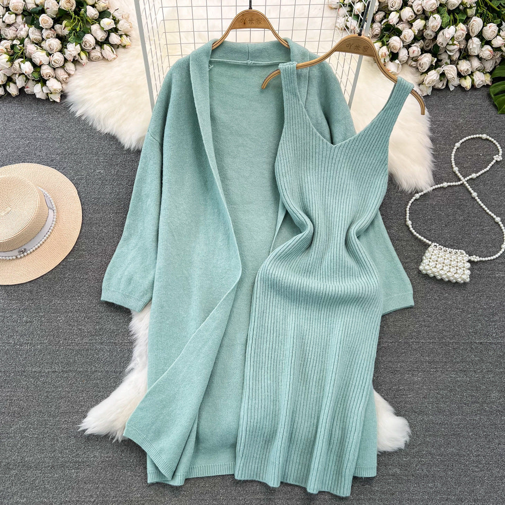 Completo due pezzi in maglia morbida e versatile, stile casual