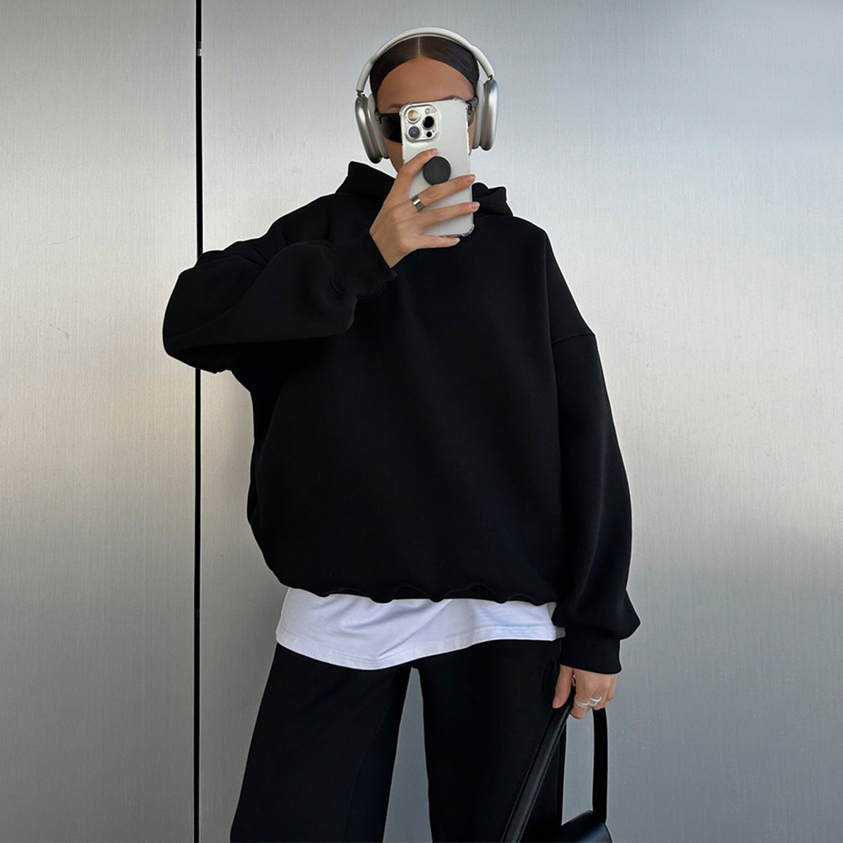 Felpa con cappuccio e pantaloni a gamba piccola set