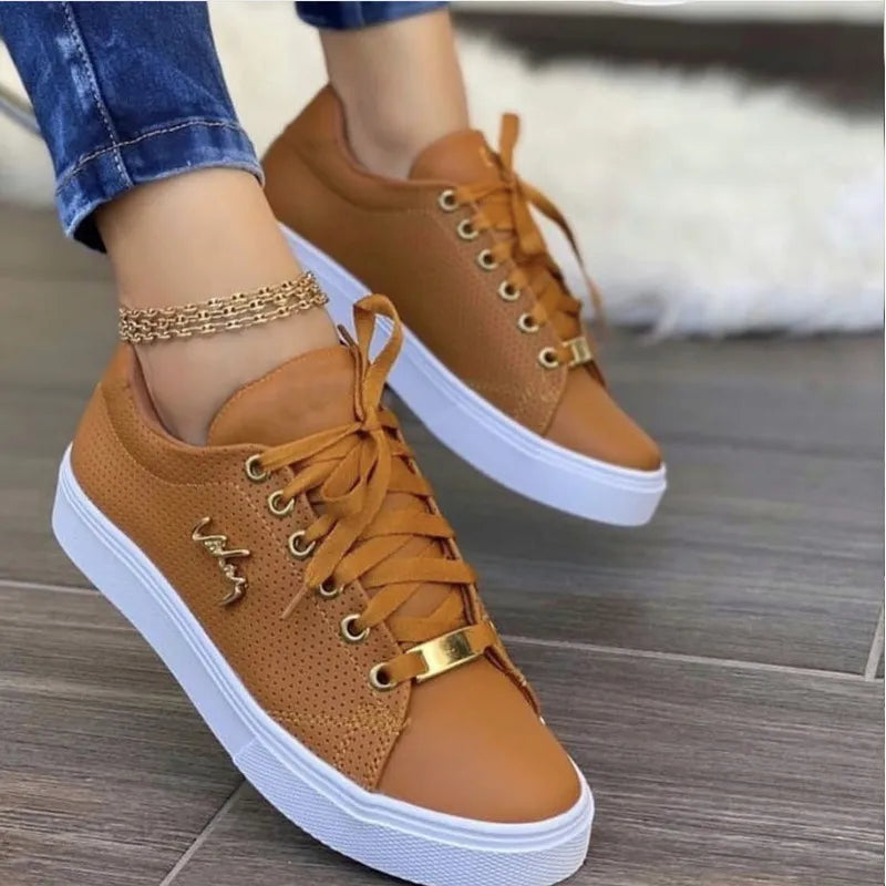 Scarpe da ginnastica stringate a punta tonda