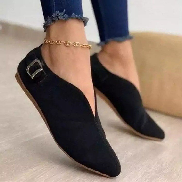 Scarpe singole da donna in pelle scamosciata con punta a punta