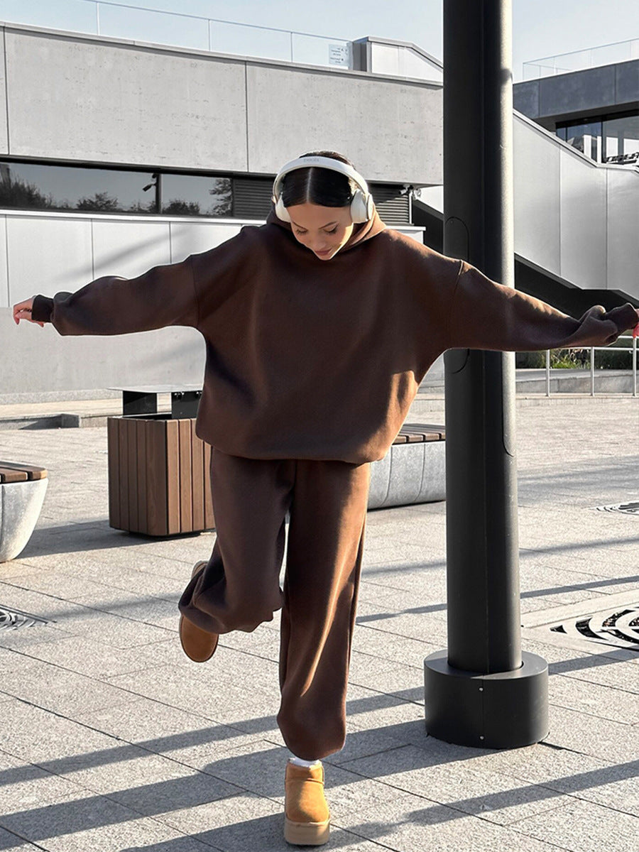 Felpa con cappuccio e pantaloni a gamba piccola set